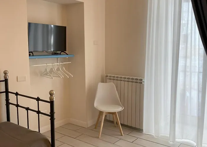 New Pont بيت ضيافة نابولي