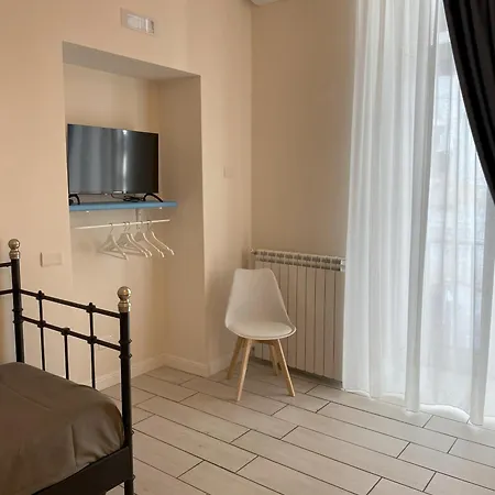 New Pont 招待所 那不勒斯